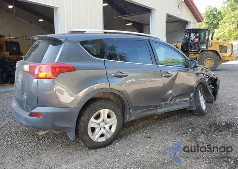 2013 Toyota Rav4 Le z USA, uszkodzony, nr VIN 2T3BFREV0DW123783